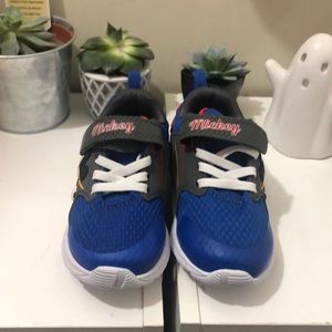 Toddler boy Mickey Mouse sneakers